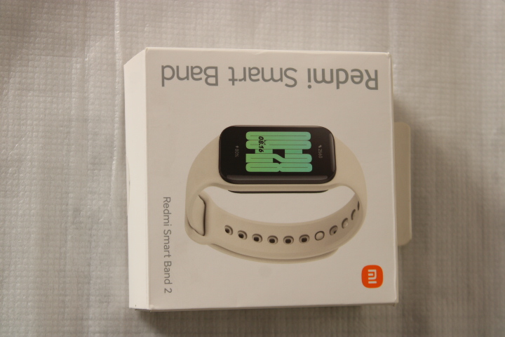 SALE OUT. Xiaomi Redmi - Smart Band 2 - Fitness tracker - Touchscreen - Heart rate monitor - Waterproof - Bluetooth - USED, MISSING CHARGER - Ivory