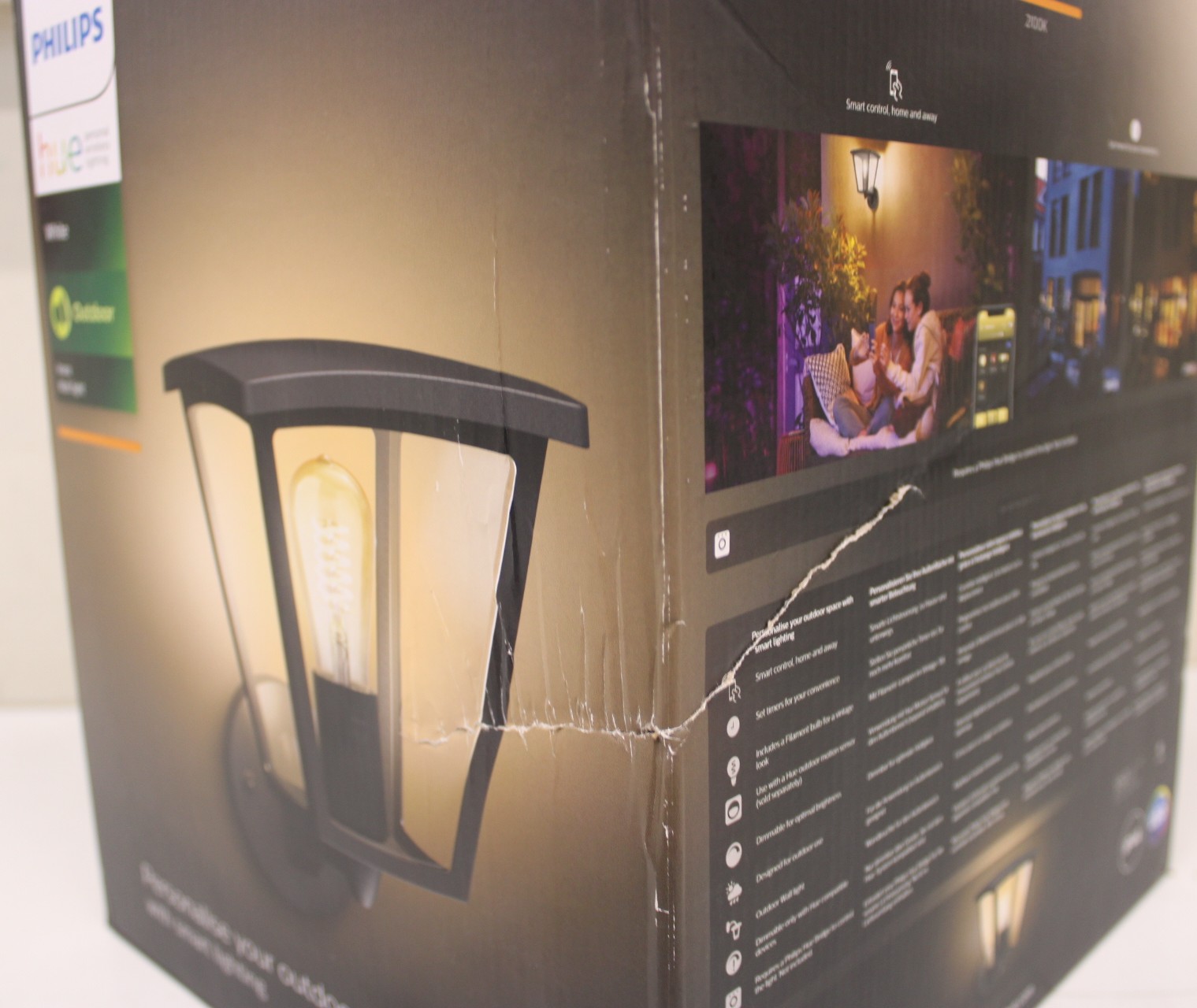 SALE OUT. Philips Hue Inara Outdoor wall light - E27 - 7 W - Warm white - DAMAGED PACKAGING