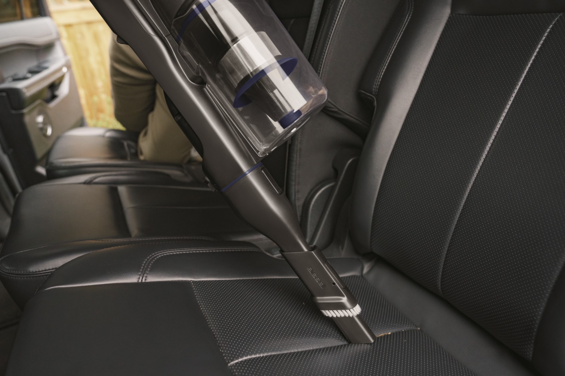 Bissell Stick Vacuum - PowerClean FurGuard Pro - Cordless operating - 280 W - 25.2 V - Operating time (max) 50 min - Black/Titanium/Midnight Blue - Warranty 60 month(s) - Battery warranty 24 month(s)