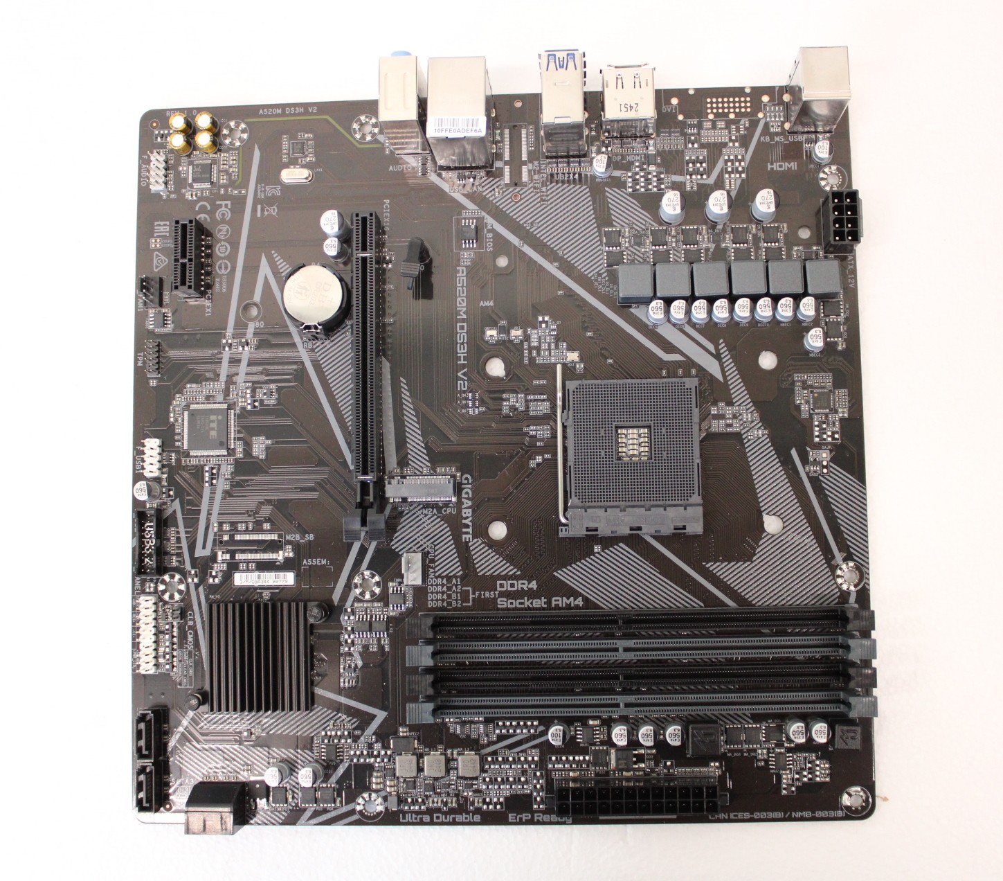 SALE OUT. - Gigabyte A520M DS3H V2 - Processor family AMD - Processor socket AM4 - DDR4 DIMM - Memory slots 2 - Supported hard disk drive interfaces 	SATA, M.2 - Number of SATA connectors 4 - Chipset AMD A520 - Micro ATX - REFURBISHED, WITHOUT ORIGINAL PA