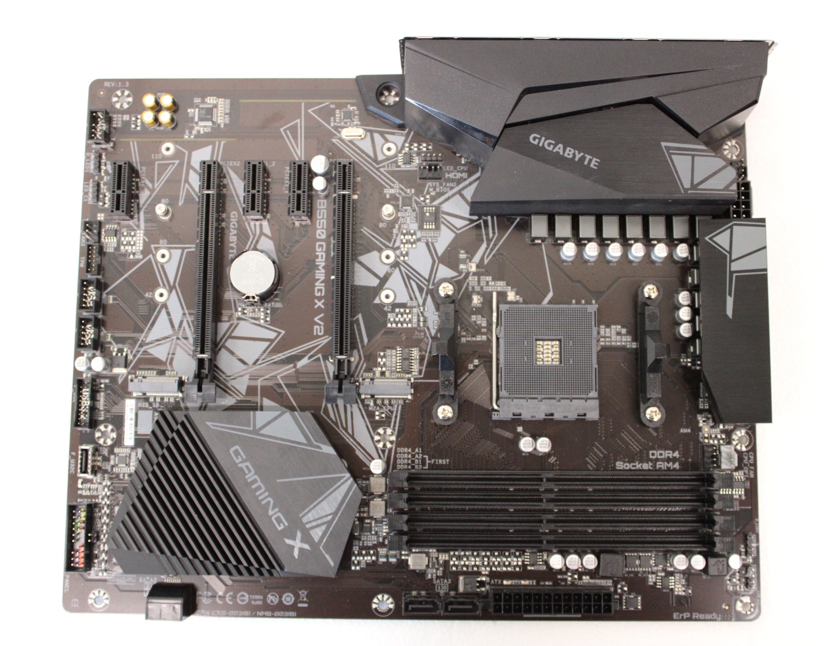 SALE OUT. Gigabyte - B550 GAMING X V2 - Processor family AMD - Processor socket AM4 - DDR4 DIMM - Memory slots 4 - Chipset AMD B - ATX - REFURBISHED WITHOUT ORIGINAL PACKAGING AND ACCESSORIES, BACKPANEL INCLUDED