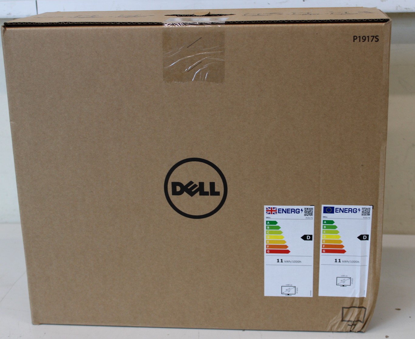 SALE OUT. Dell LCD P1917S 48cm (19") SXGA/LED/IPS/AntiGlare/5:4/1280x1024/DP,HDMI,VGA,5xUSB3.0/HAS, pivot, tilt, swivel/VESA/Black - SALE OUT. Dell - Professional - P1917S - 19 " - IPS - HD - 5:4 - 60 Hz - 6 ms - LED pixels - 1280 x 1024 - 250 cd/m² - HDM