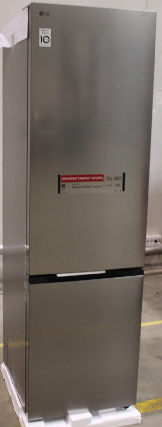 SALE OUT. LG GBBS322CPY Refrigerator, C, Free-standing, Combi, Height 2.03 m, Net fridge 262 L, Net freezer 113 L, Silver - LG Refrigerator - GBBS322CPY - Energy efficiency class C - Free standing - Combi - Height 203 cm - Fridge net capacity 262 L - Free