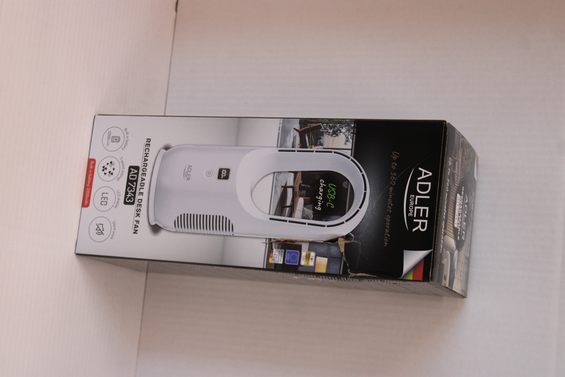 SALE OUT. Adler Bladeless Rechargeable Fan - AD 7343 - Desk Fan - Diameter 14 cm - Number of speeds 3 - White - DAMAGED PACKAGING