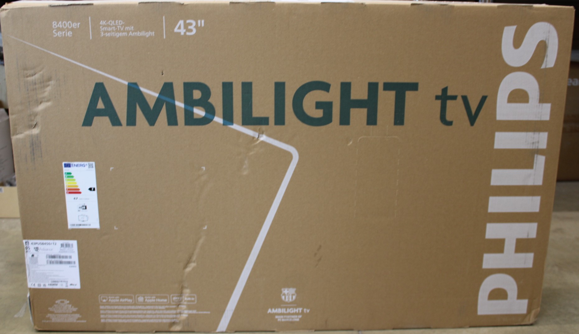 SALE OUT. Philips 43PUS8450/12 43" (108cm) 4K QLED Ambilight TV - Philips 4K QLED Ambilight TV - 43PUS8450/12 - 43 - Smart TV - TITAN OS - UHD - Black - DAMAGED PACKAGING