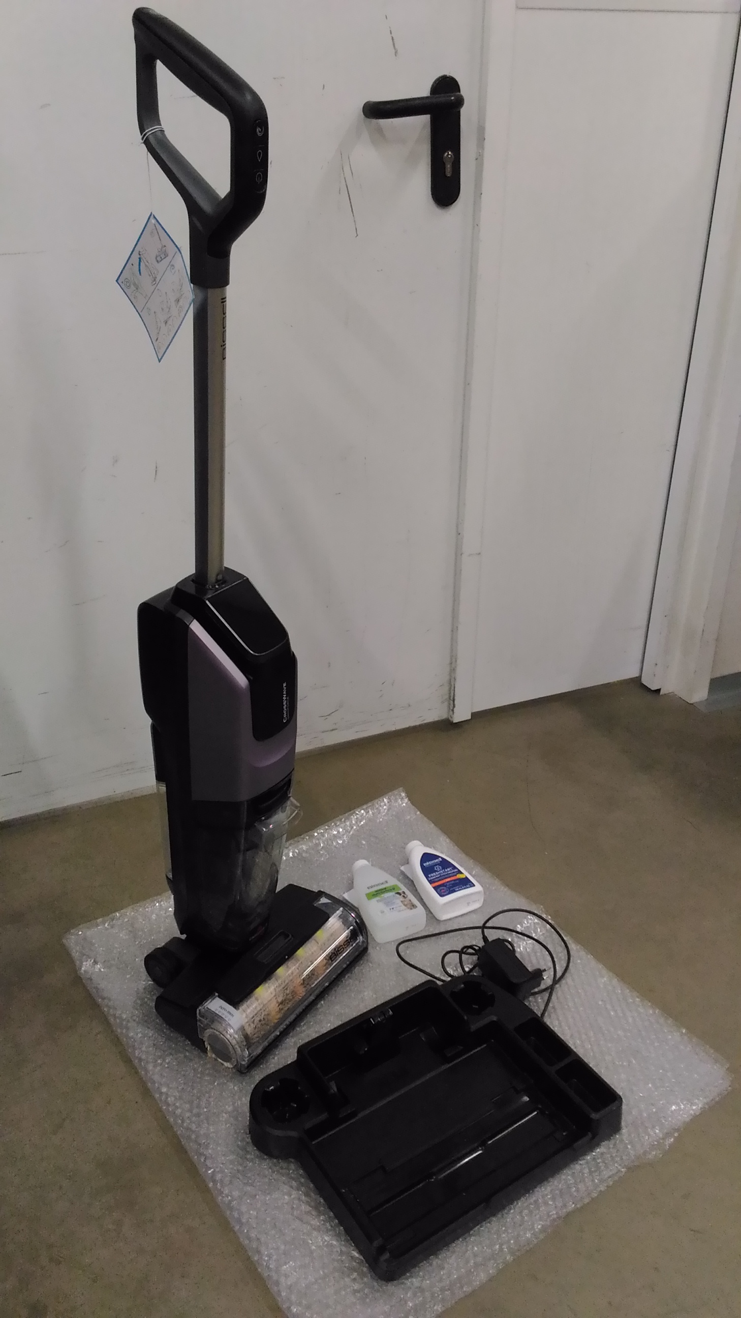 SALE OUT. Bissell All-in One Multi-Surface Cleaner - CrossWave OmniForce EdgeFind Select - Cordless operating - Washing function - 25.9 V - Operating time (max) 45 min - Black/Silver - Warranty 24 month(s) - USED, DIRTY