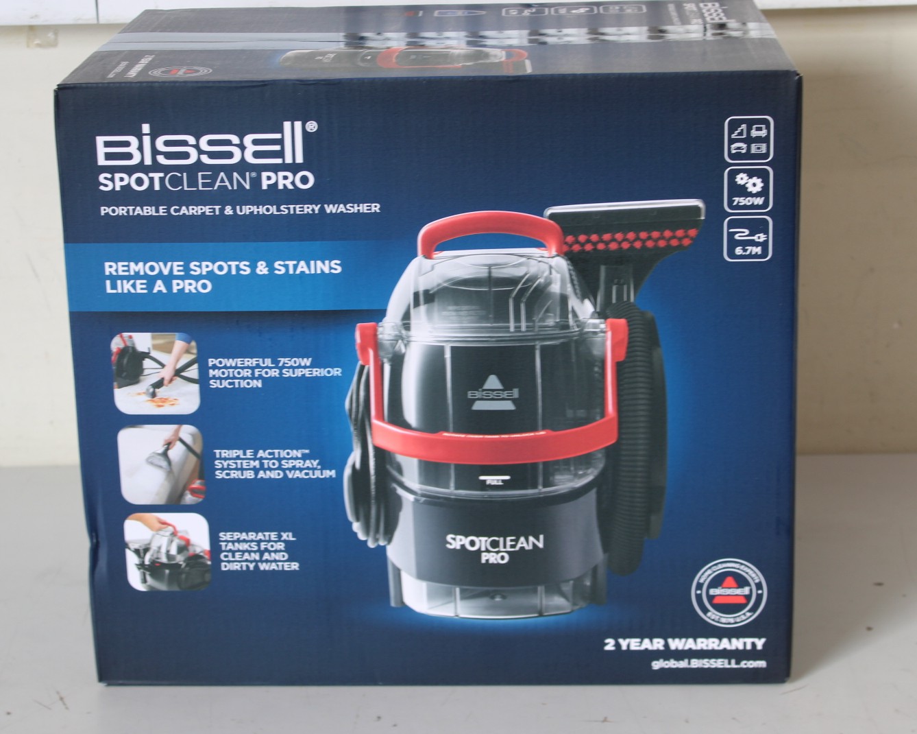 SALE OUT.  - Bissell - Spot Cleaner - SpotClean Pro - Corded operating - Washing function - 750 W - Red/Titanium - 24 month(s) - - V - DAMAGED PACKAGING