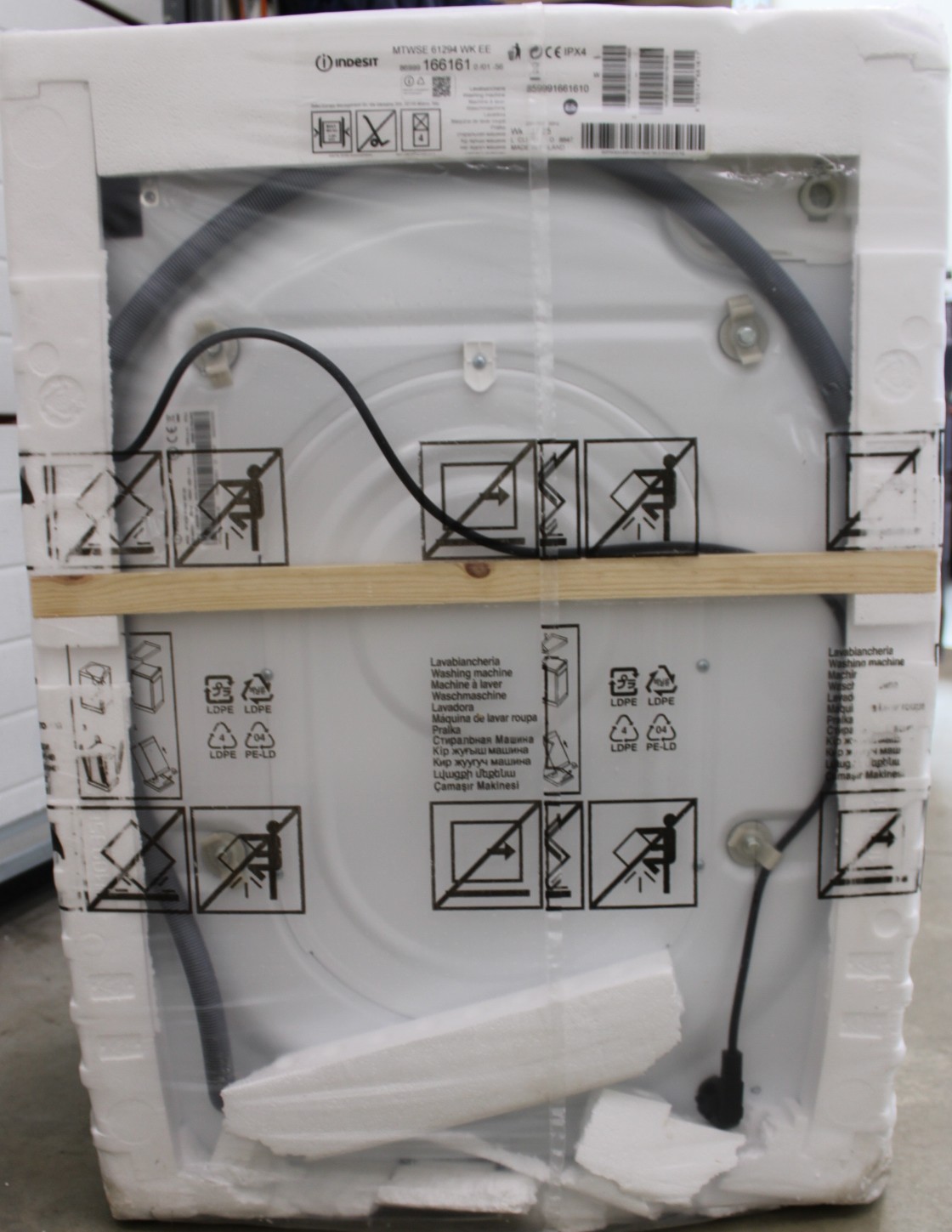 SALE OUT.  - INDESIT - Washing machine - MTWSE 61294 WK EE - Energy efficiency class C - Front loading - Washing capacity 6 kg - 1151 RPM - Depth 42.5 cm - Width 59.5 cm - Display - Big Digit - White - DAMAGED PACKAGING, DENTED AND SCRATCHED LEFT SIDE