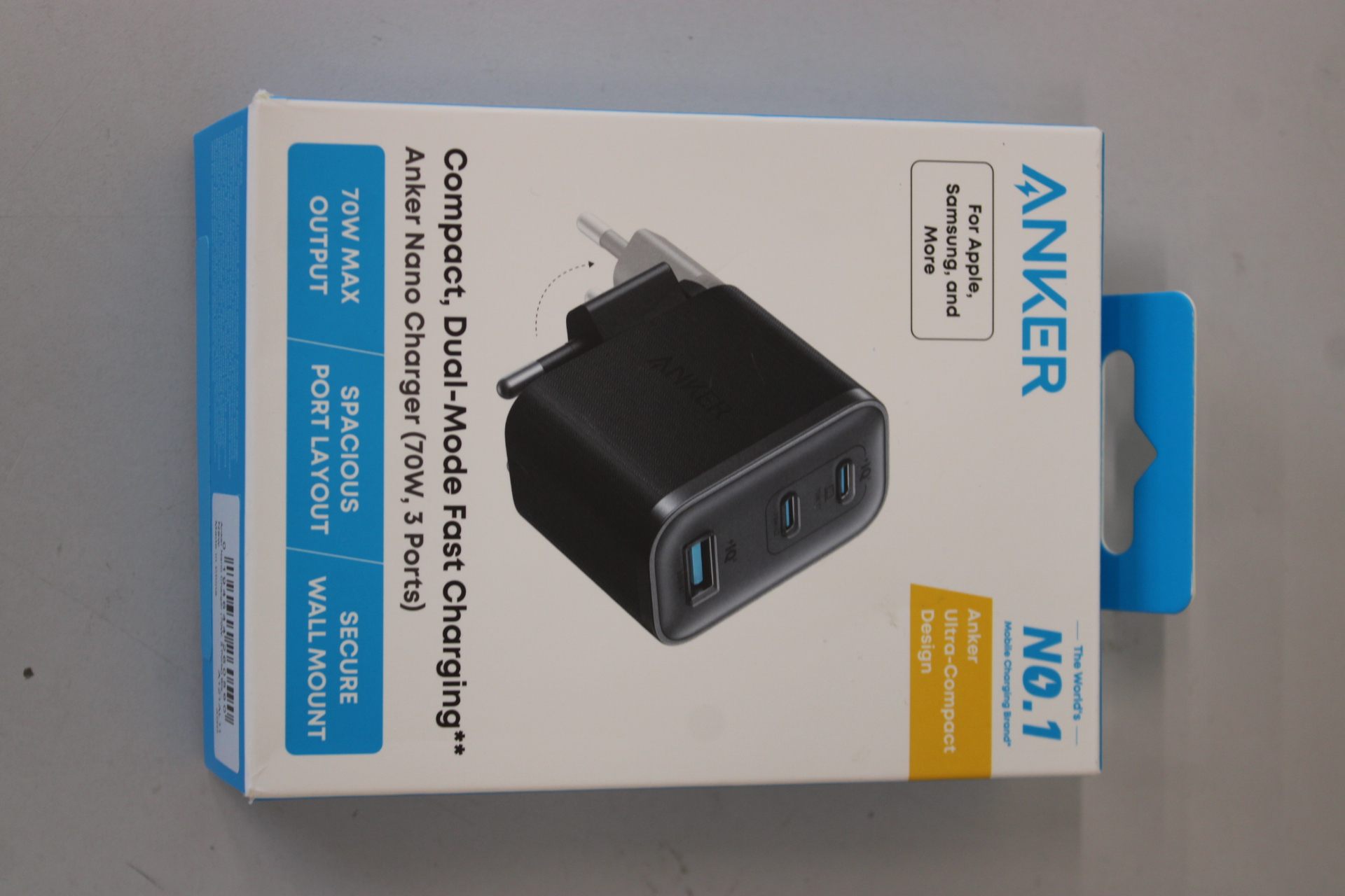 SALE OUT. Anker Nano Charger 70W, 3 ports, Black - Anker Nano Charger 70W, 3 ports, Black - 2 x 24 pin USB-C, 4 pin USB Type A - UNPACKED, MISSING INNER PACKAGING