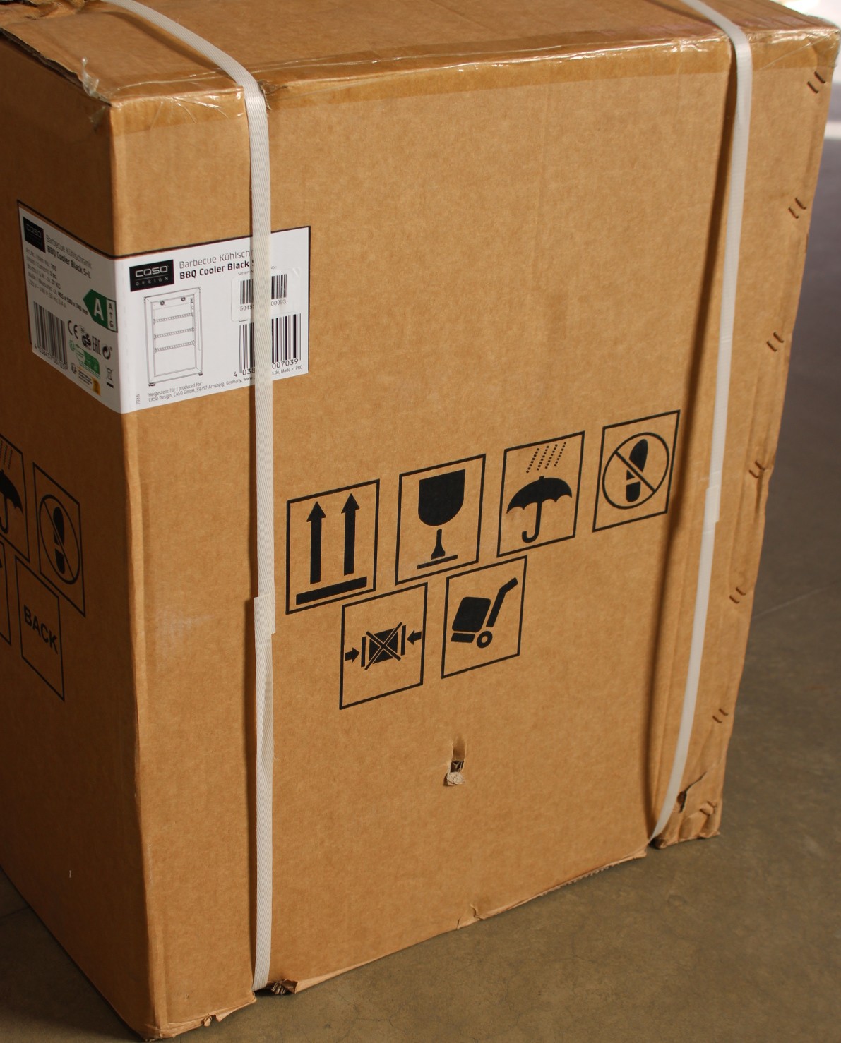 SALE OUT. - Caso Barbecue Cooler - S-L - Energy efficiency class F - Free standing - Black - DAMAGED PACKAGING, DENTED TOP AND BACKSIDE