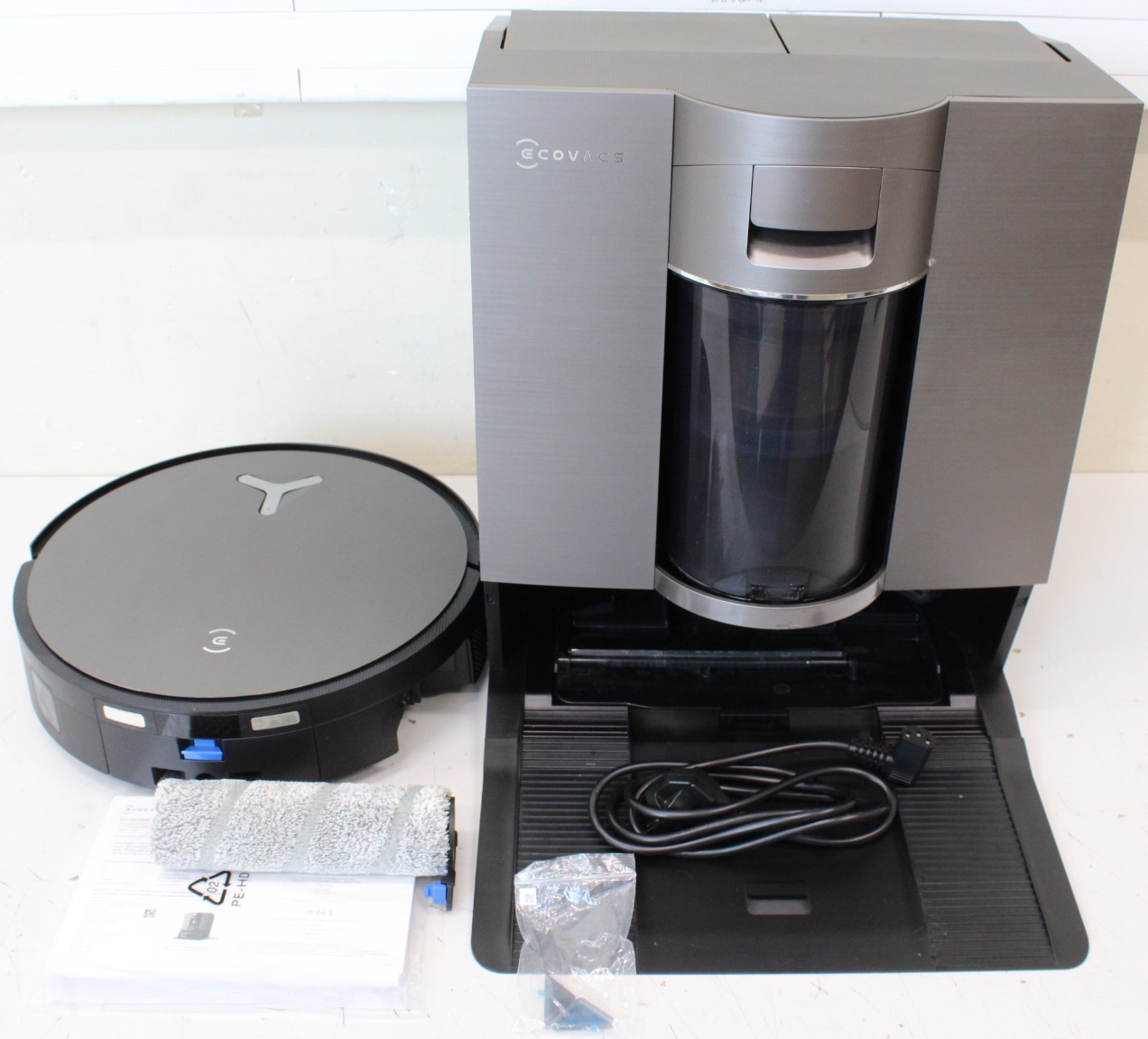 SALE OUT. Ecovacs DEEBOT X11 OMNICYCLONE EU Vacuum & mop, Wet&Dry,with new bagless All-in-One OmniCyclone station, Black (with brown shimmer - Ecovacs Robot Vacuum Cleaner with New Bagless All-in-One OmniCyclone Station - DEEBOT X11 OMNICYCLONE EU - Wet&D