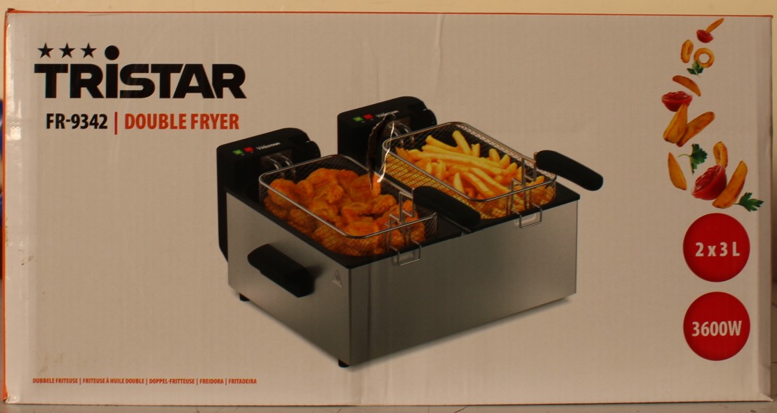 SALE OUT. Tristar FR-9342 Double deep fryer, Total capacity 6 L, 3600 W, Stainless Steel/Black - Tristar Double deep fryer - FR-9342 - Power 3600 W - Capacity 6 L - Silver - DAMAGED PACKAGING, DENTED BODY (BACKSIDE, BOTTOM) - 24 month(s)