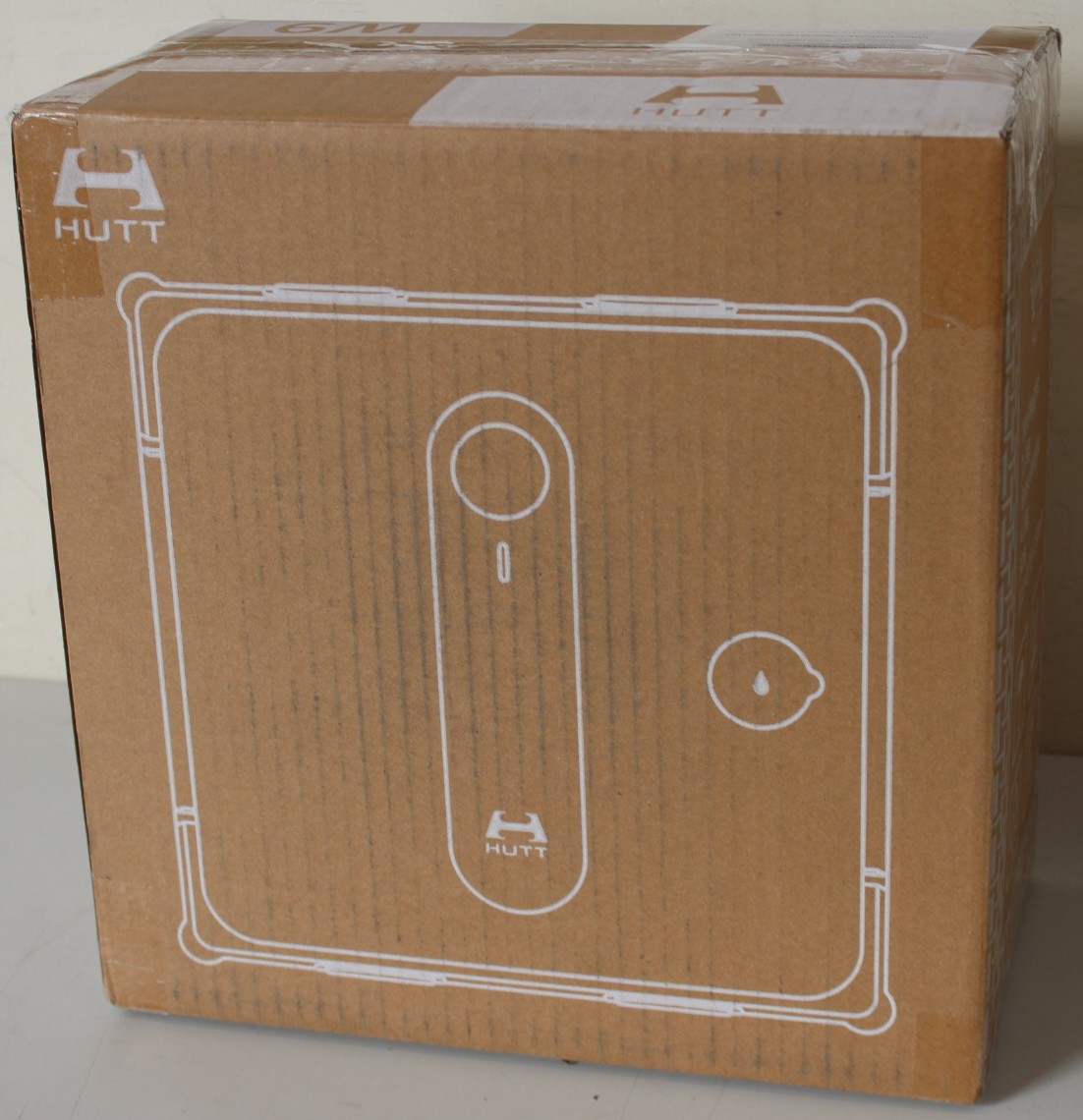 SALE OUT. - HUTT - Windows Cleaning Robot - W9 - Corded - 3800 Pa - White - USED AND DIRTY ITEM