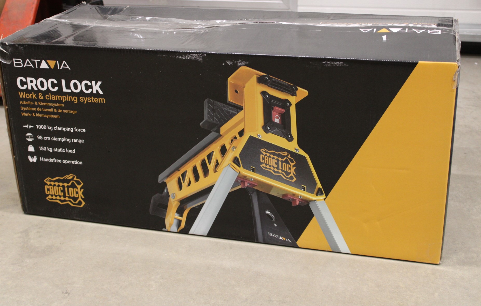 SALE OUT. Batavia Croc Lock work/clamp station - SALE OUT. Batavia B.V. - Croc Lock Workbench and Clamping Station - DAMAGED PACKAGING, SCRATCHED ON CORPUS